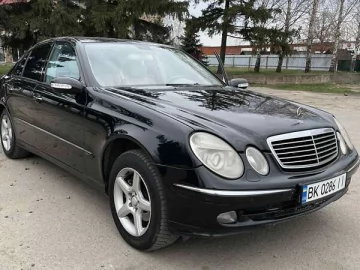 Авто Mercedes E-Class 2004 № 7793035
