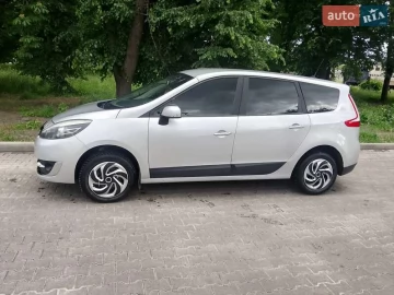 Авто Renault Grand Scenic 2013 № 7793054