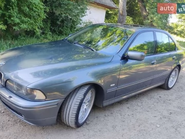 Авто BMW 5 Series 2002 № 7793059