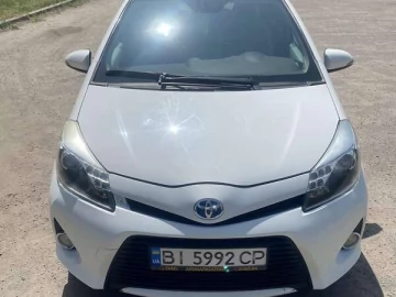 Авто Toyota Yaris 2013 № 7793083