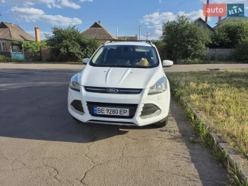 Авто Ford Kuga 2015 № 7793118