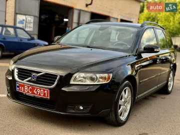 Авто Volvo V50 2009 № 7793427
