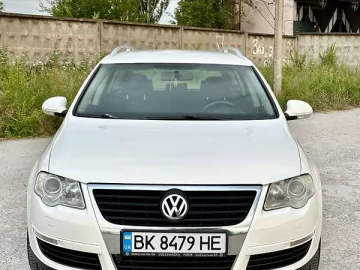 Авто Volkswagen Passat 2010 № 7793439