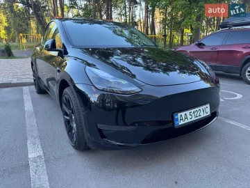 Авто Tesla Model Y 2024 № 7793484