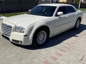 Авто Chrysler 300C 2008 № 7793610