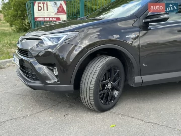 Авто Toyota Rav4 2017 № 7793672