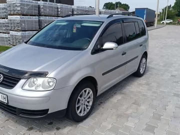 Авто Volkswagen Touran 2004 № 7793691