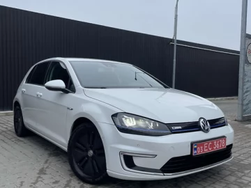Авто Volkswagen E-Golf 2015 № 7793712