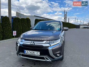 Авто Mitsubishi Outlander 2020 № 7793738