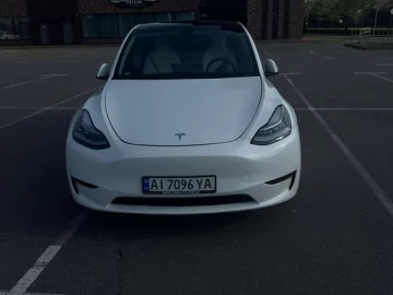Авто Tesla Model Y 2023 № 7793740
