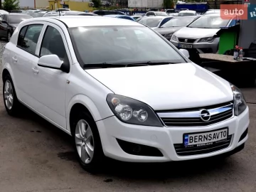 Авто Opel Astra 2013 № 7793772