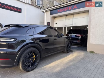 Авто Porsche Cayenne Coupe 2023 № 7793844