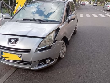 Авто Peugeot 5008 2011 № 7793874