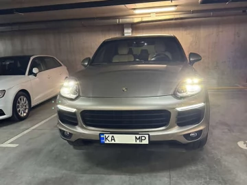 Авто Porsche Cayenne 2015 № 7793944