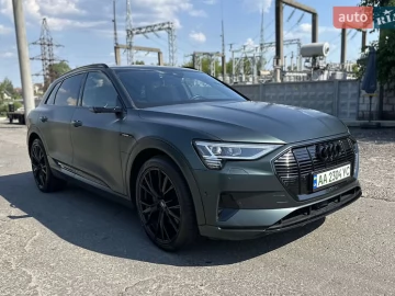 Авто Audi E-Tron 2019 № 7794264