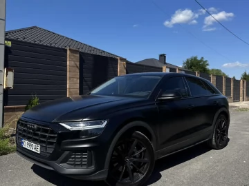 Авто Audi Q8 2022 № 7794398