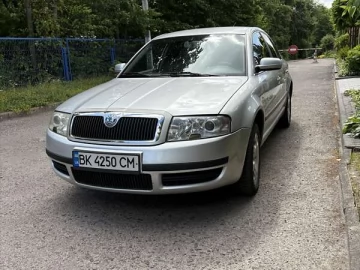 Авто Skoda Superb 2005 № 7794436