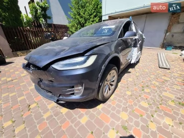 Авто Tesla Model X 2017 № 7794673