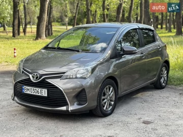 Авто Toyota Yaris 2015 № 7794681