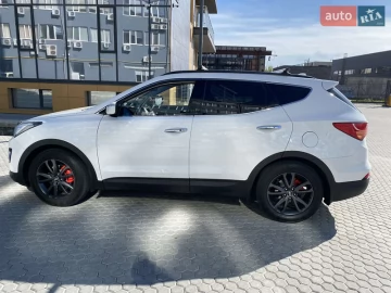 Авто Hyundai Santa Fe 2013 № 7794707