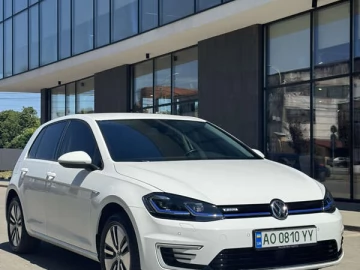 Авто Volkswagen E-Golf 2020 № 7794873