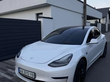 Авто Tesla Model 3 2019 № 7794894