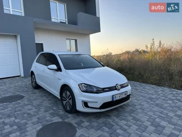 Авто Volkswagen E-Golf 2014 № 7795021