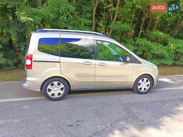 Авто Ford Tourneo Courier 2015 № 7795047