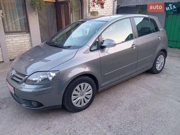 Авто Volkswagen Golf Plus 2006 № 7795202