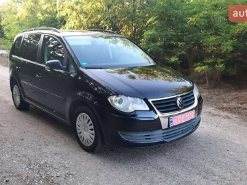 Авто Volkswagen Touran 2007 № 7795248