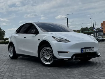 Авто Tesla Model Y 2022 № 7795372