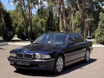 Авто BMW 7 Series 2000 № 7795456