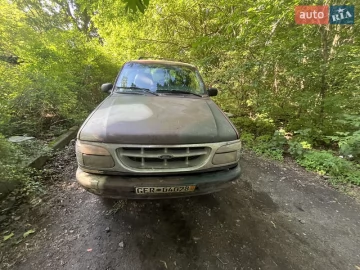 Авто Ford Explorer 1999 № 7795767