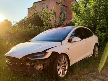 Авто Tesla Model X 2017 № 7795905