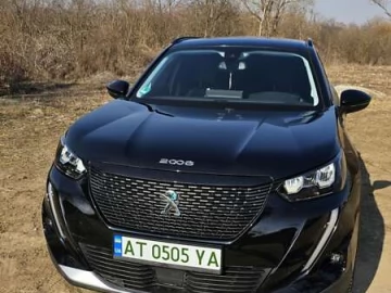 Авто Peugeot 2008 2021 № 7796031