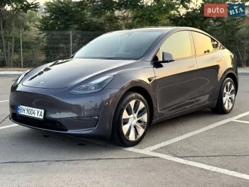 Авто Tesla Model Y 2023 № 7796032