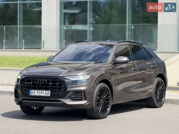 Авто Audi Q8 2018 № 7796064