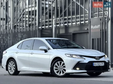 Авто Toyota Camry 2022 № 7796084