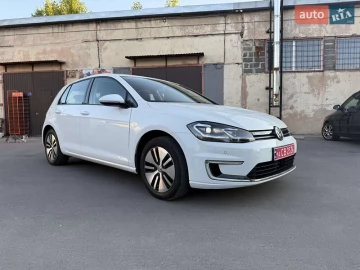 Авто Volkswagen E-Golf 2018 № 7796182