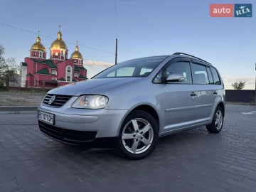 Авто Volkswagen Touran 2005 № 7796307