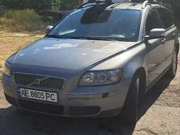 Авто Volvo V50 2007 № 7796384