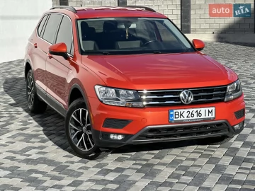 Авто Volkswagen Tiguan 2017 № 7796434