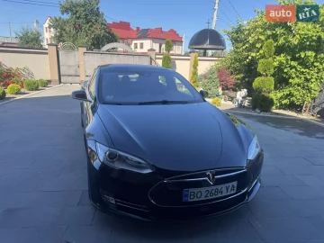 Авто Tesla Model S 2015 № 7796435