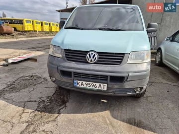 Авто Volkswagen Transporter 2004 № 7796511