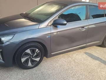 Авто Hyundai Ioniq 2017 № 7796570