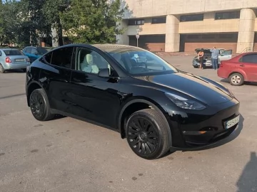 Авто Tesla Model Y 2023 № 7796594