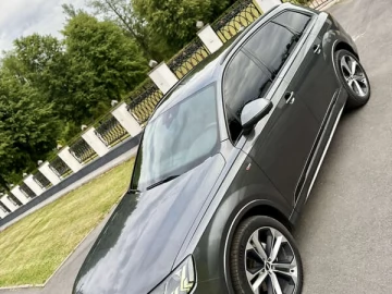 Авто Audi Q7 2020 № 7796605