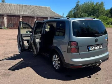 Авто Volkswagen Touran 2007 № 7796664