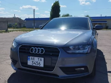 Авто Audi A4 2013 № 7796701