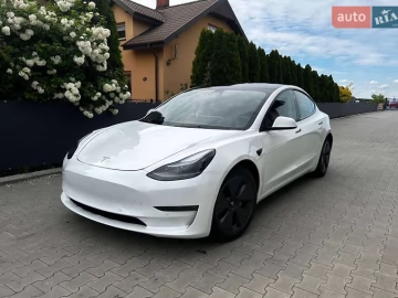 Авто Tesla Model 3 2021 № 7796748